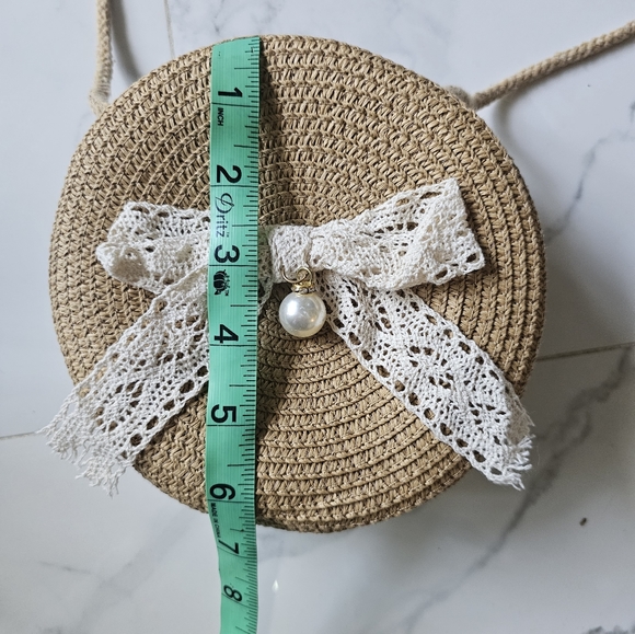 Small Round Summer Purse with Bow - Picture 6 of 10